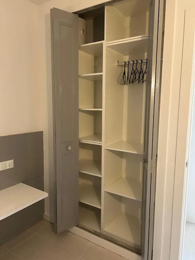Almomar Salou Apartment 0*,